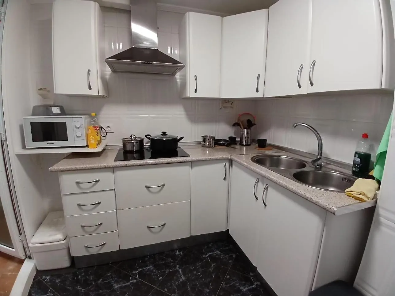Budget And Lovely Apartment Macarena Sevilla España