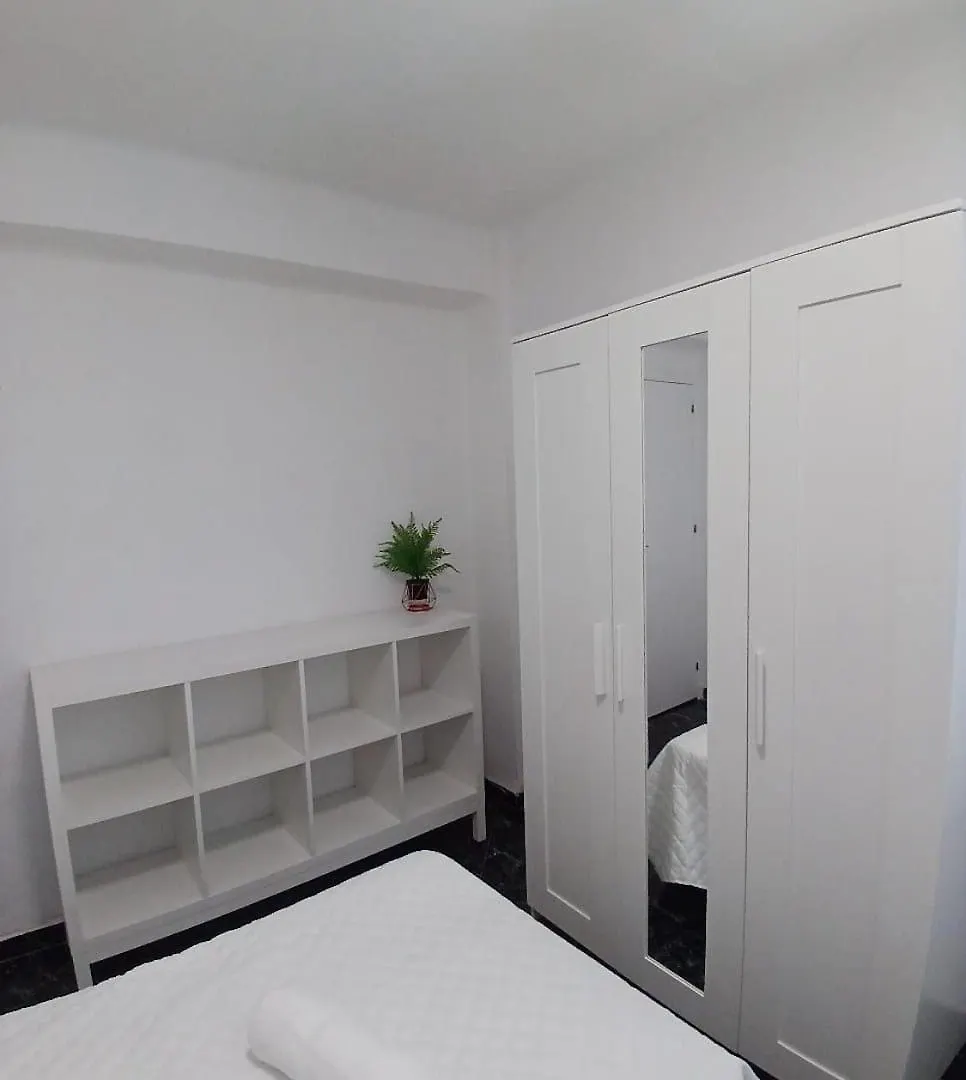 Budget And Lovely Apartment Macarena Sevilla